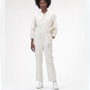 GAP White and Teal Garment